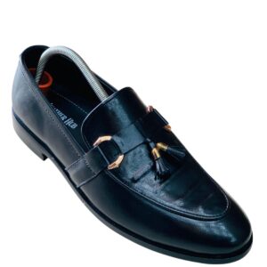 Classic Black Tassel Loafers – Timeless Leather Luxury